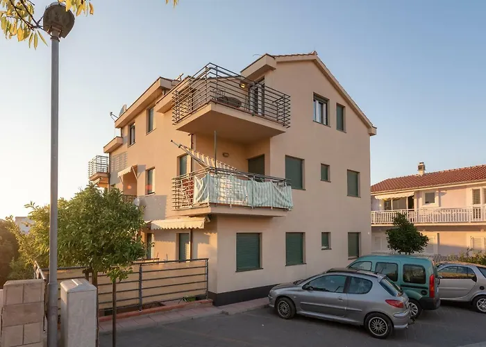 Apartment Rozarija *